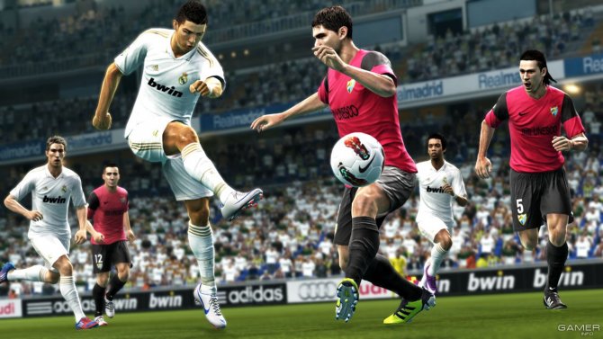 Скриншот игры Pro Evolution Soccer 2013